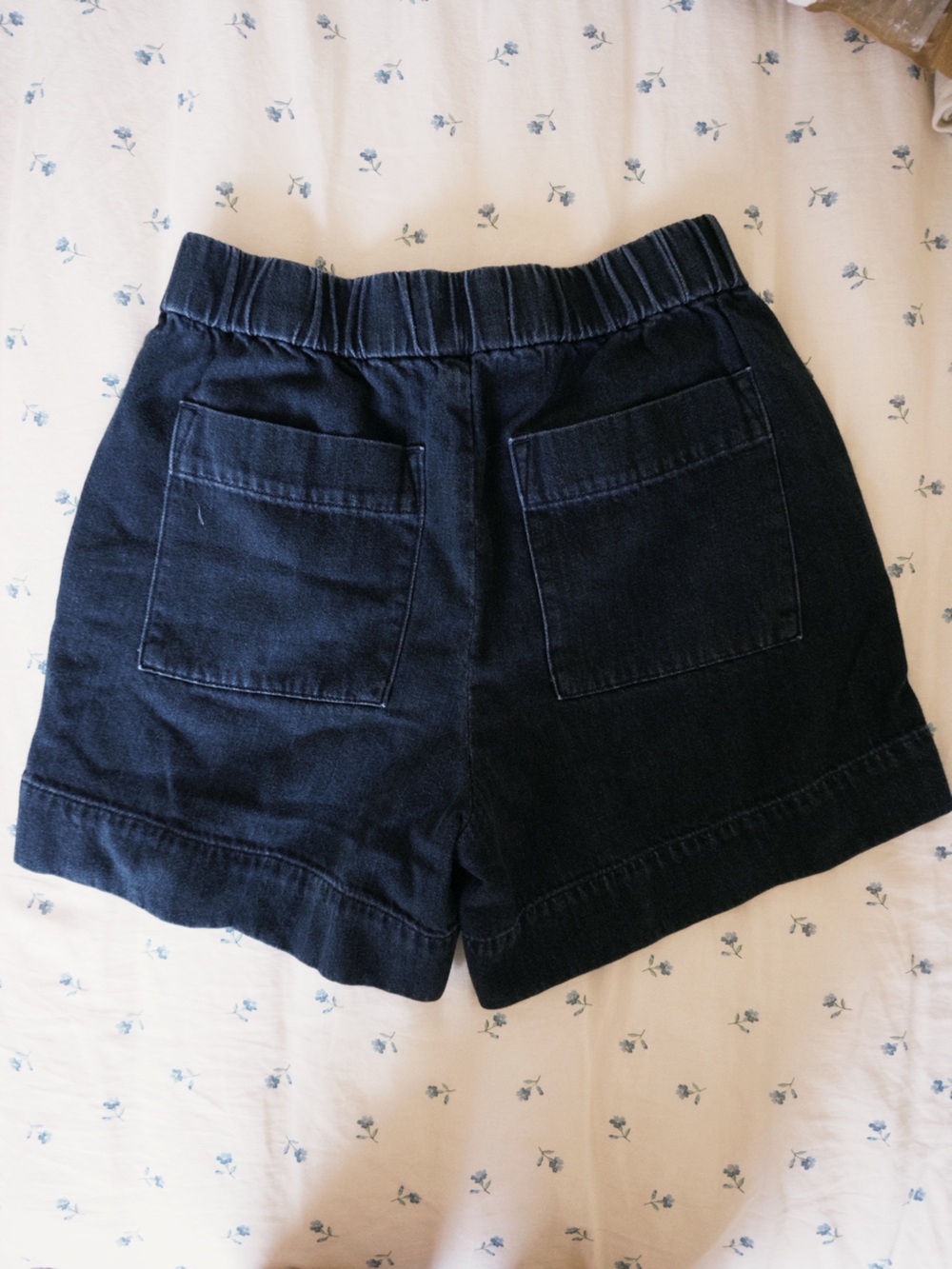 Everlane Black Denim Elastic-Waist Easy Shorts